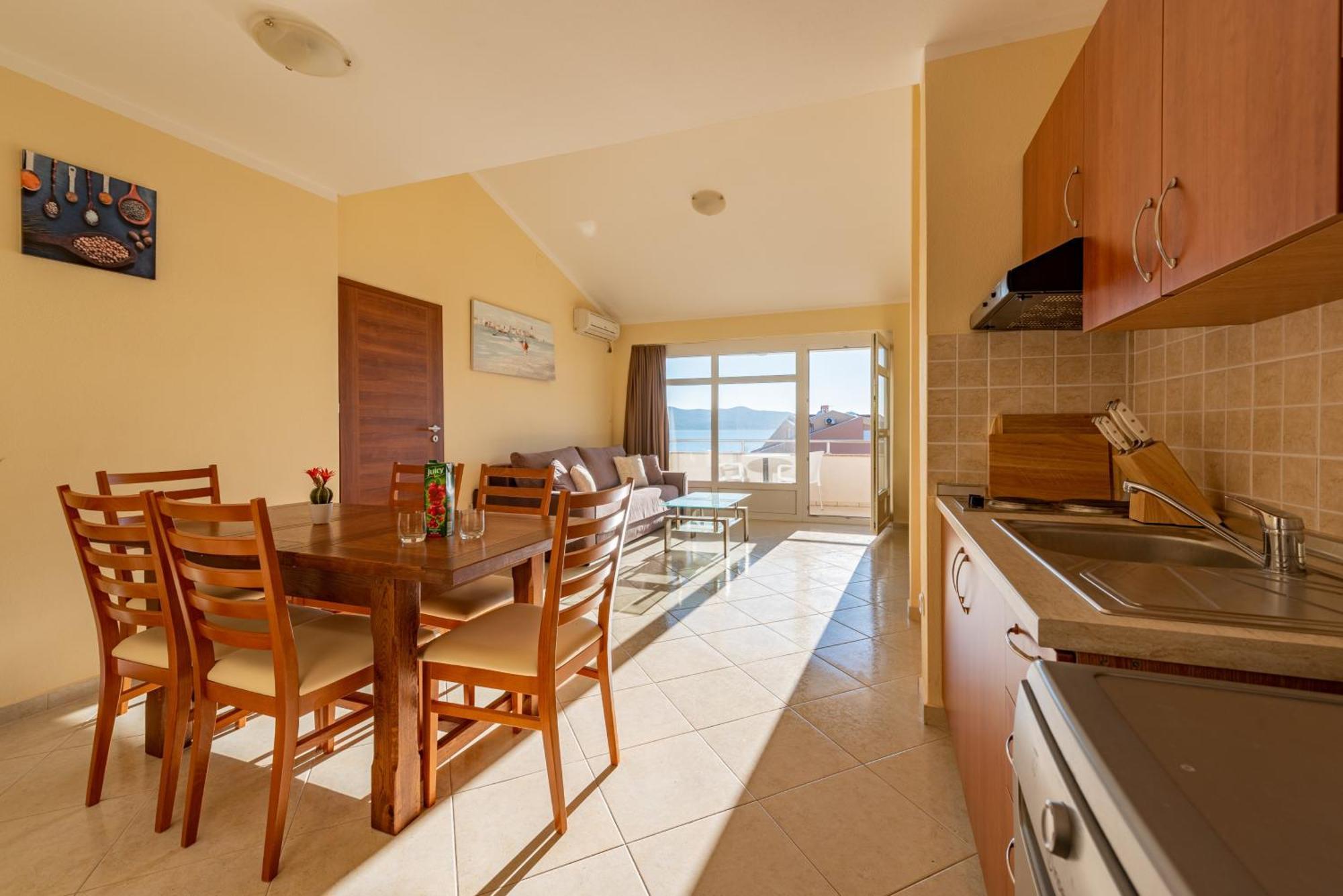 Karolina By The Sea Apartman