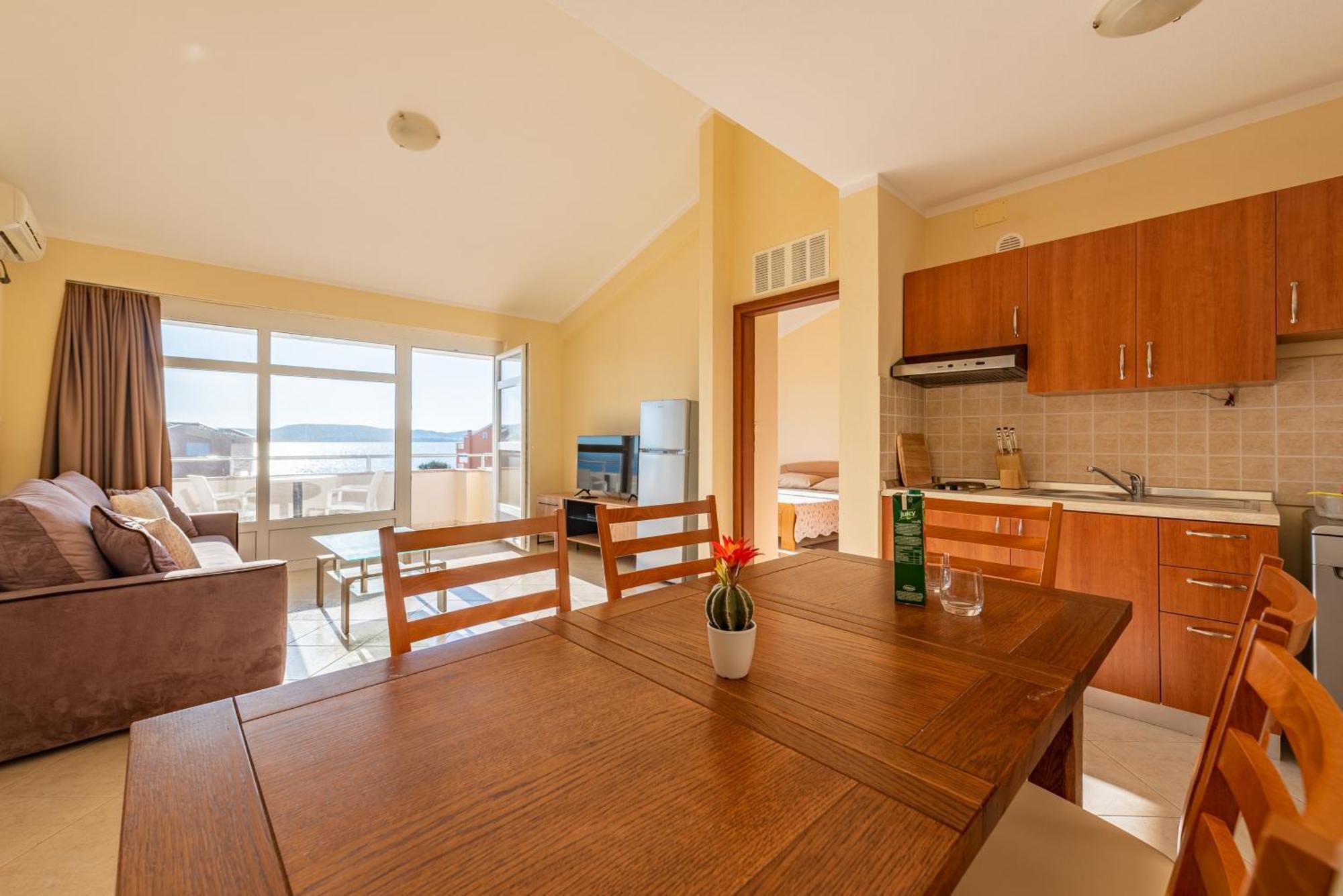 Karolina By The Sea Apartman Sukosan